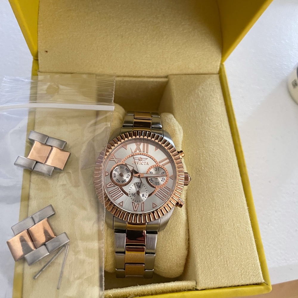 Invicta Angel - Picture 6 of 6